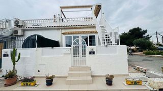 Casa adossada a Zona Carrefour - Urbanizaciones