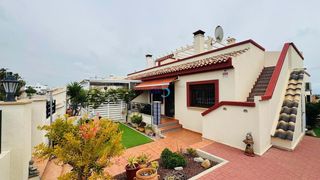 Casa a San Miguel de Salinas. Este encantador bungalow está situado en la cañada, san miguel d