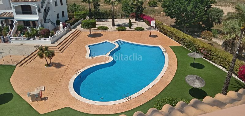 Foto 8225e641-6eb2-4771-9654-f111648761d9. Pis amb piscina a Los Almendros Orihuela