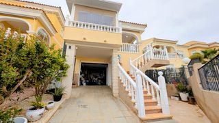 Etagenwohnung in San Fulgencio. Situada en la popular urbanización de la marina, san fulgencio,