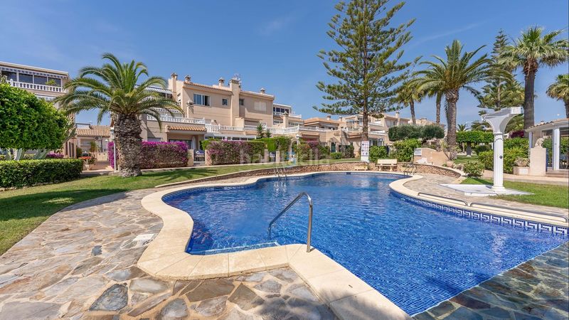Foto 0e093dbd-95f9-47a2-95aa-60222bd49ef6. Pis amb piscina a Playa Flamenca Orihuela
