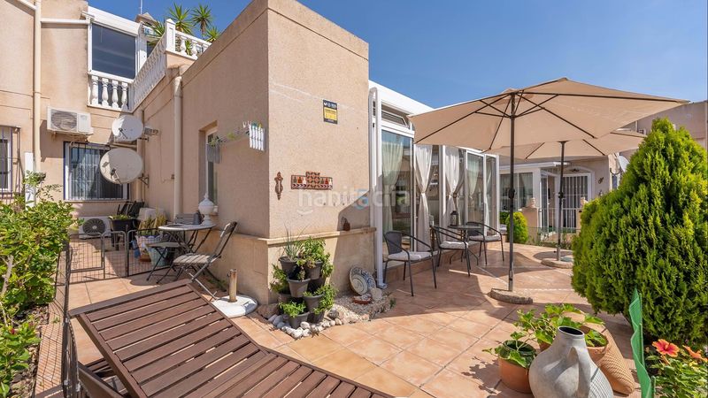 Foto a1ca3e61-7499-45c3-9944-e942f5ed168a. Pis amb piscina a Playa Flamenca Orihuela