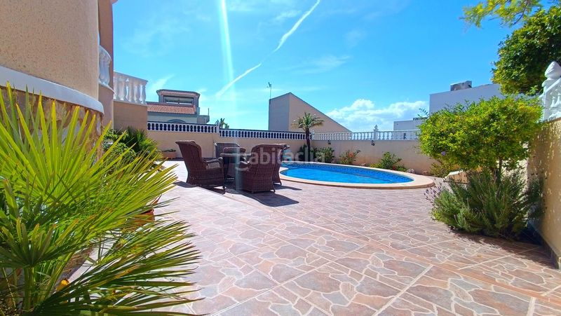 Foto 2450eff9-2523-41aa-9dd1-0b9746ed1125. Casa amb calefacció piscina a Benimar Rojales