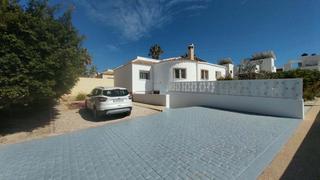 Haus  Calle almohabenos. Precioso y espacioso chalet independiente en una gran parcela co