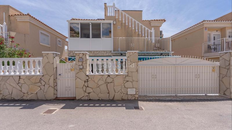 Foto 5969a7eb-3eec-4f65-a948-47b450fb6ed1. Casa amb piscina a Villamartín-Las Filipinas Orihuela