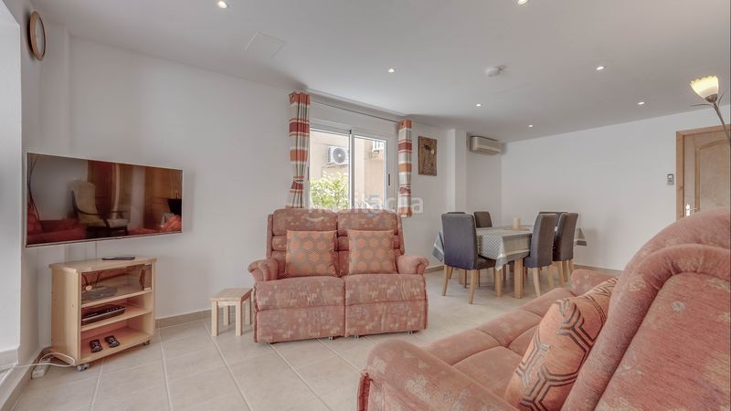 Foto b0a74ffc-7292-4c3a-ac14-3d6308b78485. Casa amb piscina a Villamartín-Las Filipinas Orihuela