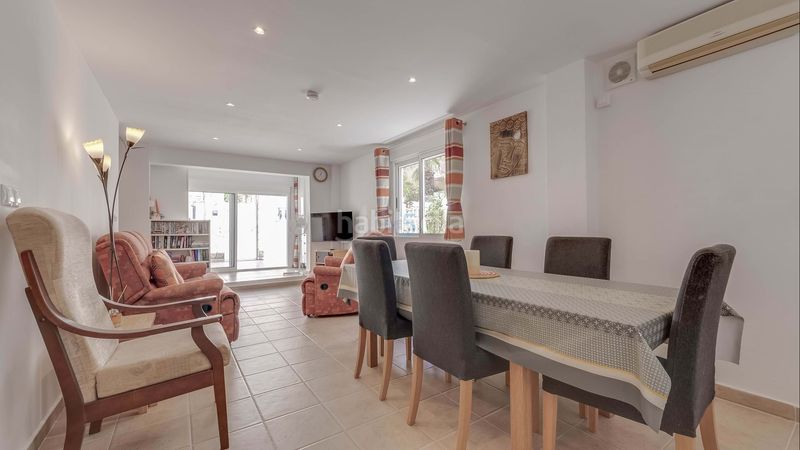 Foto cb00ba75-1758-4456-8275-8cdeb7d0a34e. Casa amb piscina a Villamartín-Las Filipinas Orihuela