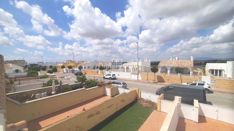 Foto efd77349-4b35-4c94-bf6b-416d9cce6dd8. Casa adossada amb calefacció a Jerónimo y Avileses Murcia