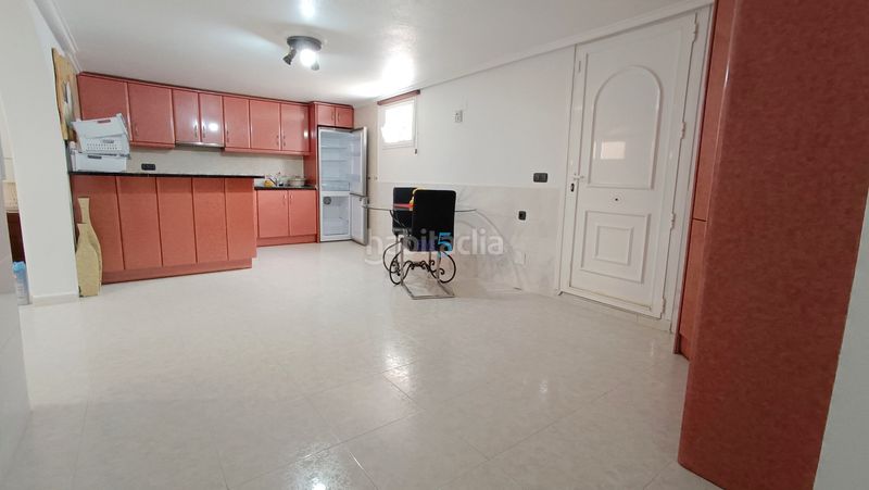 Foto f55b2f77-9622-4204-acef-29201d4fe9fa. Casa amb calefacció piscina a Rojales