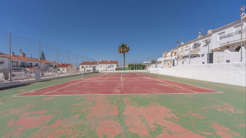 Foto 0162527f-a6be-4c0f-978e-dd6a41b44552. Pis amb piscina a Torreblanca Torrevieja