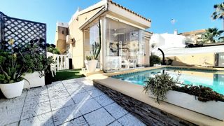 Casa a El Pinar de Campoverde