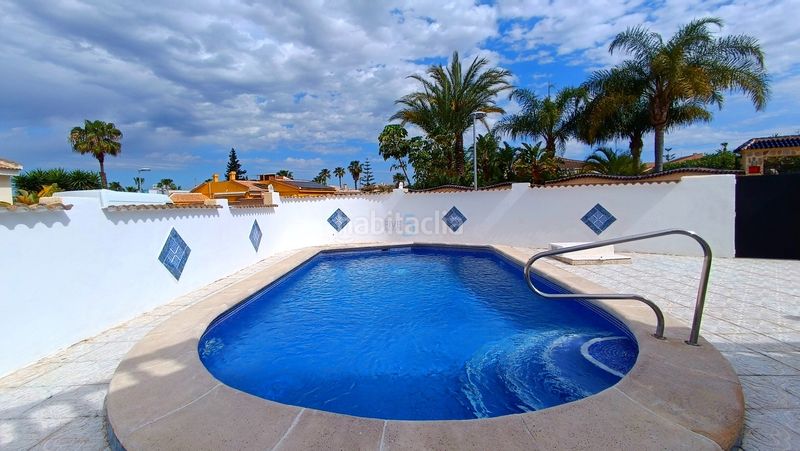 Foto 54697679-4efd-4c20-aec4-f34c9febedee. Casa amb piscina a Benijófar