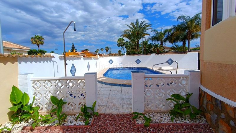 Foto c7ad0a9f-5bdf-4a52-baf0-c3309f201b65. Casa amb piscina a Benijófar