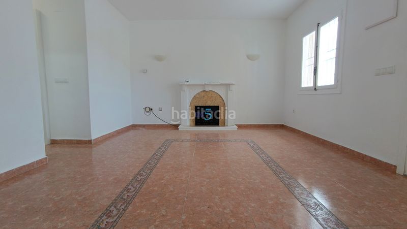 Foto cbae8007-e040-48dc-aa7d-a385c73af171. Casa amb piscina a Benijófar