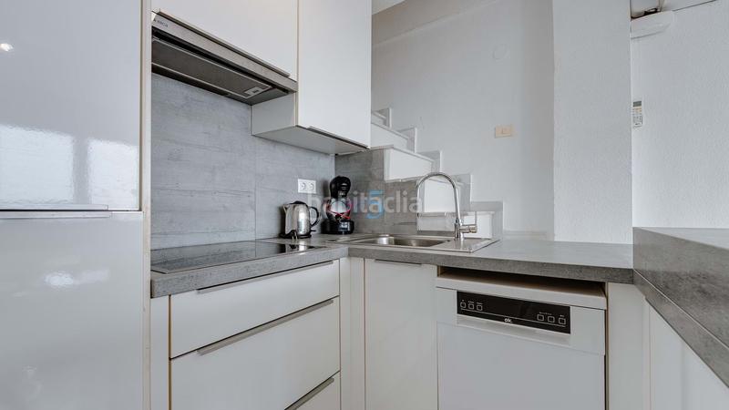 Foto 0733ecb4-cc39-4aae-bf4a-427968992893. Duplex avec piscine dans Torreblanca Torrevieja