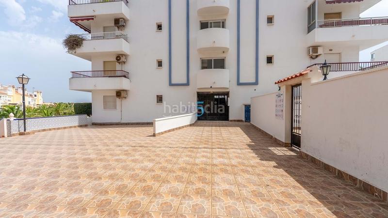Foto 859b8bf7-9d14-4624-8a17-4ff10fab1b49. Duplex avec piscine dans Torreblanca Torrevieja