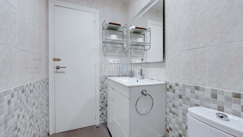 Foto daf81d35-f92d-4c92-bbd9-63f3d9e78f87. Duplex avec piscine dans Torreblanca Torrevieja