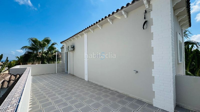 Foto 0ad217ed-0e0f-4550-97bc-029937a89694. Casa amb piscina a Playa Flamenca Orihuela