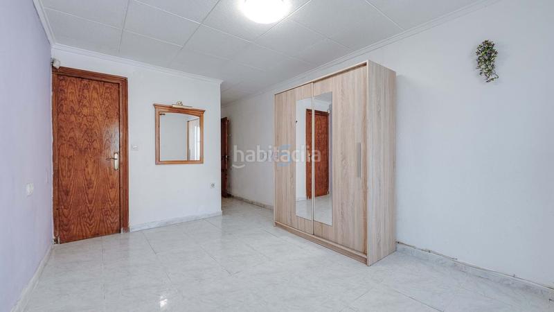 Foto 993a2dec-aef3-46fa-96ea-a524de786280. Haus mit pool in Zona Carrefour - Urbanizaciones Torrevieja