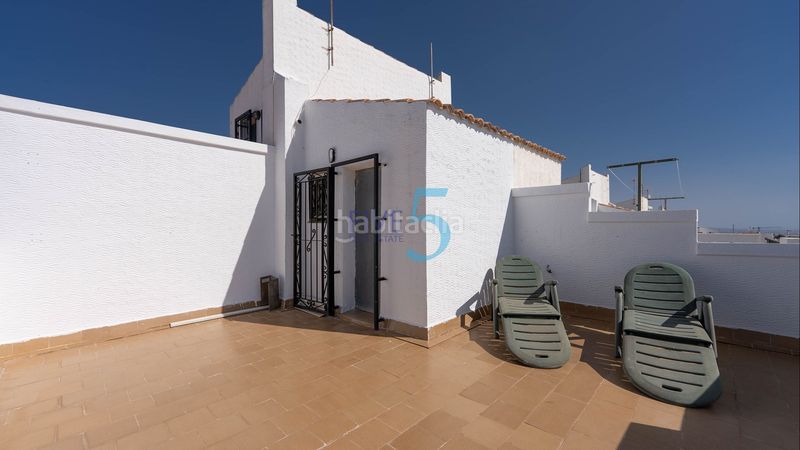 Foto 08b66edd-ad64-42b0-9373-0ca3b411f543. Casa amb piscina a La Florida Orihuela