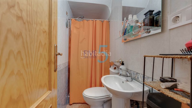 Foto a2f7234c-d1c7-42a9-881c-de304a019652. Casa amb piscina a La Florida Orihuela