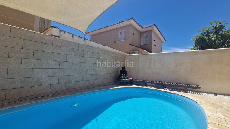 Foto 2b7913e7-d8fe-48cd-9ecd-de692fe377e0. Casa amb calefacció piscina a Centro Alcázares (Los)