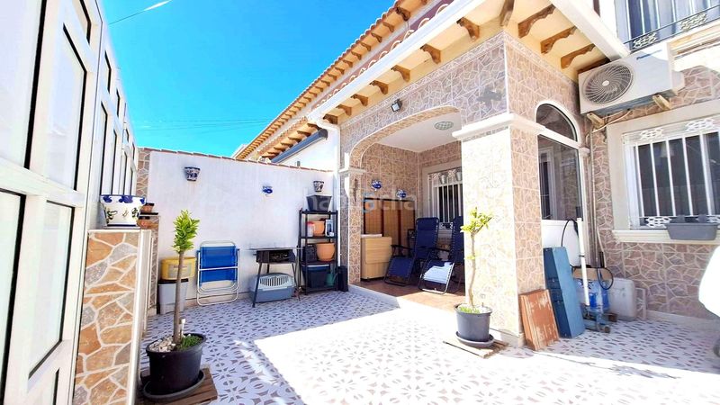 Foto d87eb87f-8eda-4dbe-9efa-163c650a89b5. Casa amb piscina a Zona Carrefour - Urbanizaciones Torrevieja