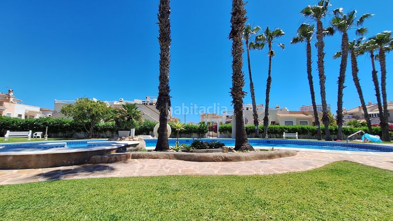 Foto 826dd25a-e52d-48ea-9a58-4f26055c92dd. Casa amb aparcament piscina a Playa Flamenca Orihuela