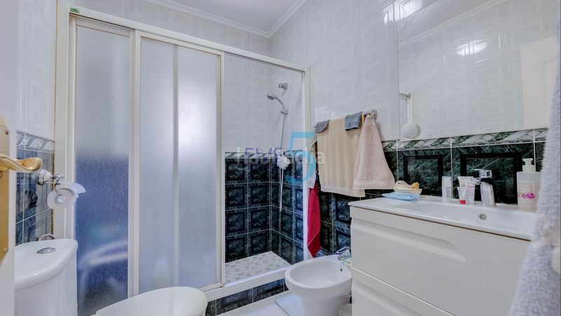 Foto db9947f6-71e7-4fe7-86be-102965935934. Casa amb calefacció piscina a La Marquesa Rojales