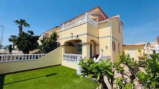 Casa adossada a La Zenia