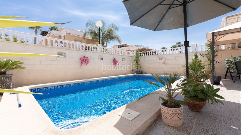 Foto e3164164-9785-40aa-a736-fded46270873. Casa amb calefacció piscina a Rojales