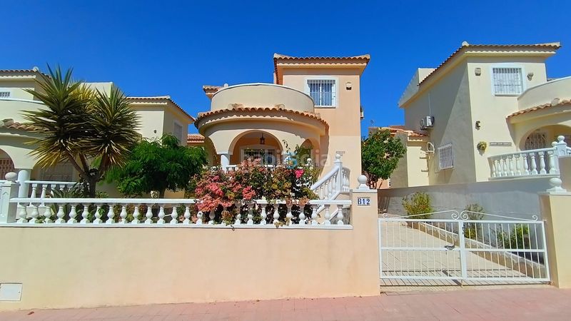 Foto e73013ca-ccb1-45d5-bdeb-533307b5c7d6. Casa amb calefacció piscina a Rojales