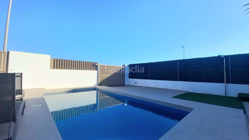 Foto 4aaccce0-c393-4073-beff-d63e3b252cb5. House with pool in El Raso Guardamar del Segura