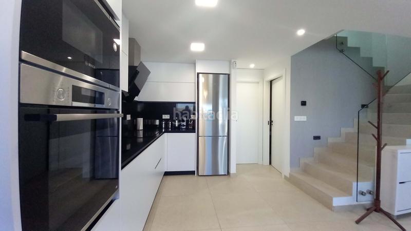 Foto 539c6346-54cb-4945-86ef-ae38a736fe0f. House with pool in El Raso Guardamar del Segura