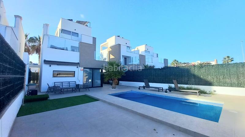 Foto 88b89c1e-5c82-45ca-a2de-9a7499727923. House with pool in El Raso Guardamar del Segura
