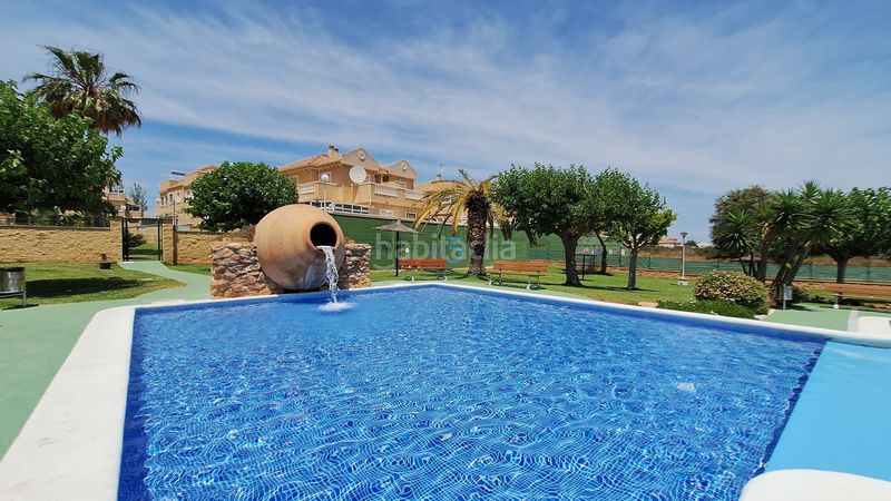 Foto cf51ab22-00cf-481d-8d92-7c27963676ba. Pis amb aparcament piscina a Torreblanca Torrevieja