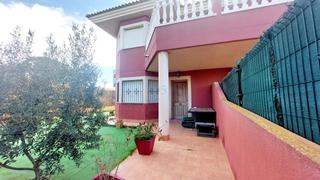 Maison  Avienda unificacion. Estupenda casa adosada de 4 dormitorios y 3 baños en los urrutia