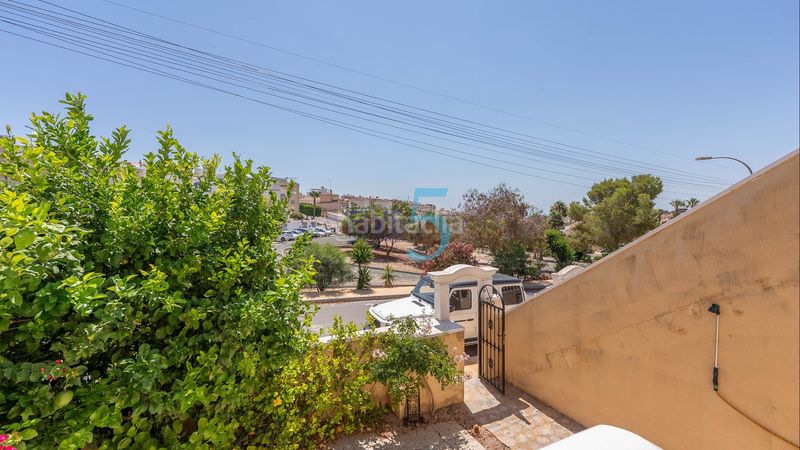 Foto 689cf6ee-4ea0-4b0e-8ae1-e5d7dfa4ecb2. Etagenwohnung mit heizung pool in San Miguel de Salinas