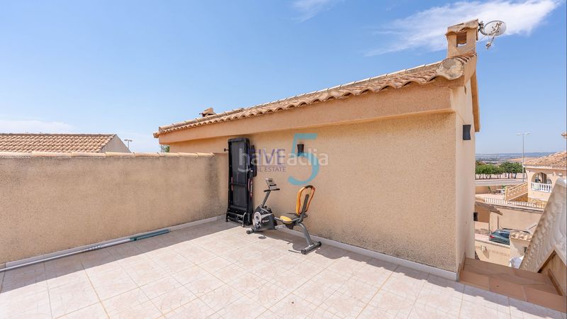 Foto 85c813c4-7e85-486e-a7fc-d3574c87895a. Casa amb calefacció piscina a Centro de la Ciudad Quesada Rojales
