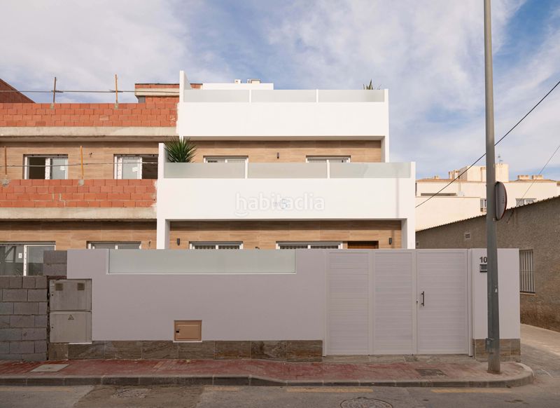 Foto 024d78b4-903f-40a0-a13c-213b29ea31c3. Casa amb aparcament a Jerónimo y Avileses Murcia
