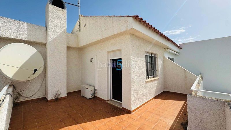 Foto 15611aad-354e-484f-a042-f5f41818c109. Casa amb piscina a Campoamor Orihuela