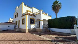 Maison jumelée  Calle limero. Esta encantadora casa adosada cuádruple de tres dormitorios y do