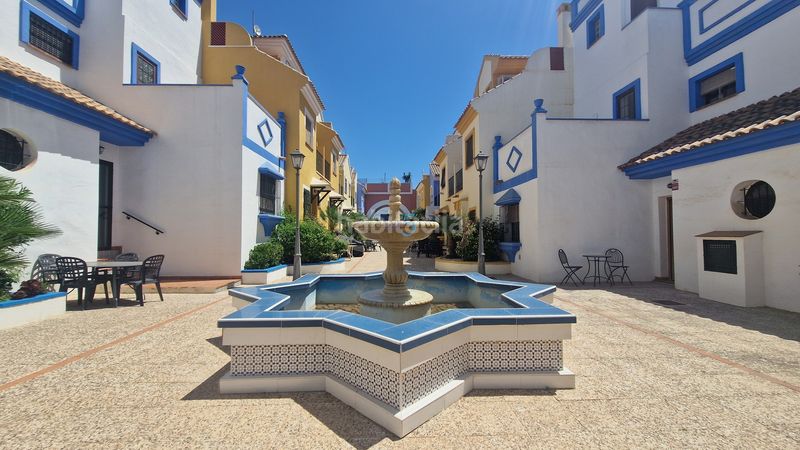 Foto 7585ba45-c210-46b7-bc52-7aaff045b81e. Casa adossada amb calefacció aparcament piscina a San Javier