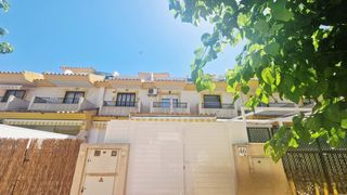 Casa adossada a Santiago de La Ribera. Casa adosada moderna en san javier, murcia, con 2 dormitorios, p
