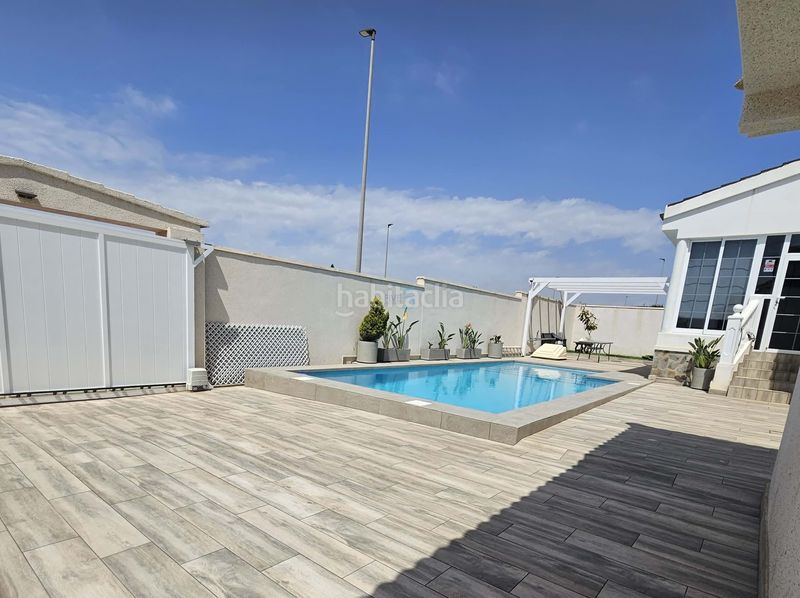 Foto c659539c-53d2-4e67-bd74-93f1ef3f97b3. Casa amb calefacció piscina a Lo Pepín Rojales