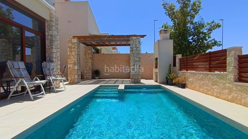 Foto 808db822-cb7c-4a2a-8557-2cc5c709ad36. Casa amb calefacció piscina a Benijófar