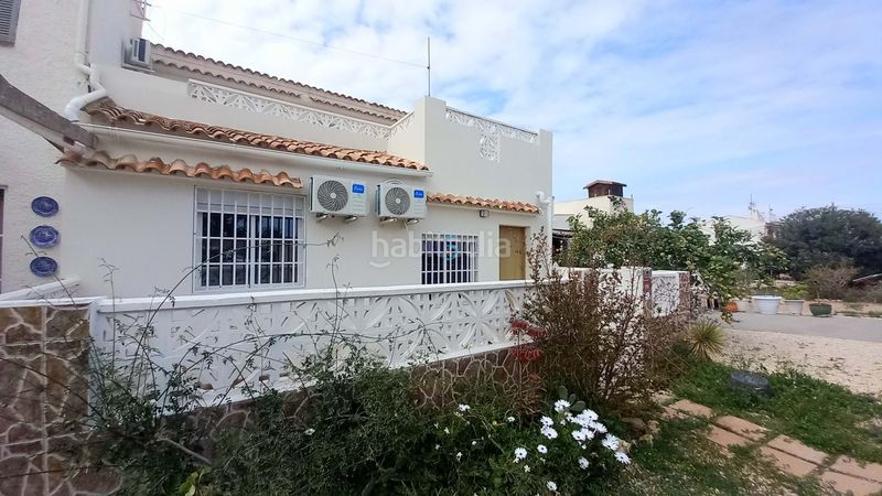 Foto b6e70870-7a89-4654-a29d-8d35c5b5223d. Casa adossada amb calefacció a Zona Carrefour - Urbanizaciones Torrevieja