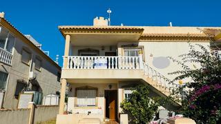 Pis  Calle talco. Estamos encantados de presentarle este magnífico apartamento en