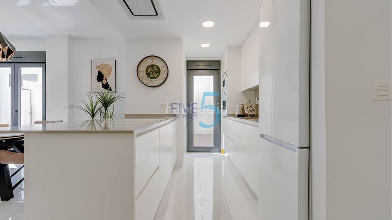 Foto 7120167c-973e-4b4e-9fd9-3888749d94a0. Casa amb aparcament piscina a Desamparados - Hurchillo - Torremendo Orihuela