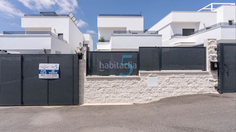 Foto 80ae311c-52bf-48b7-976b-9bae0a7a4d70. Casa amb aparcament piscina a Desamparados - Hurchillo - Torremendo Orihuela